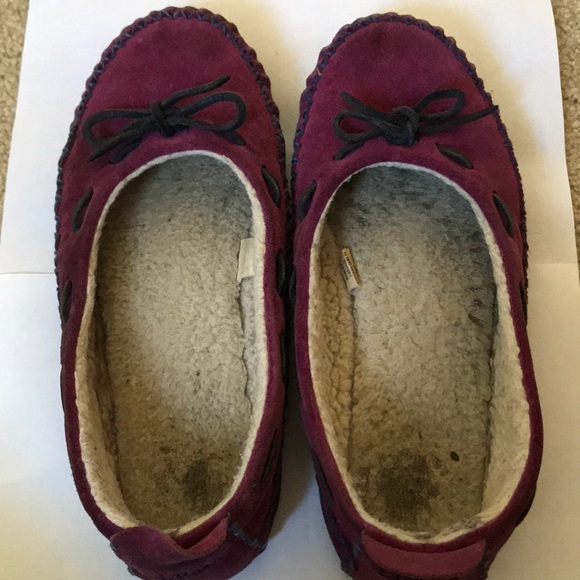 L.L. Bean Shoes - L.L. Bean Purple Moccasin Slippers Size 9